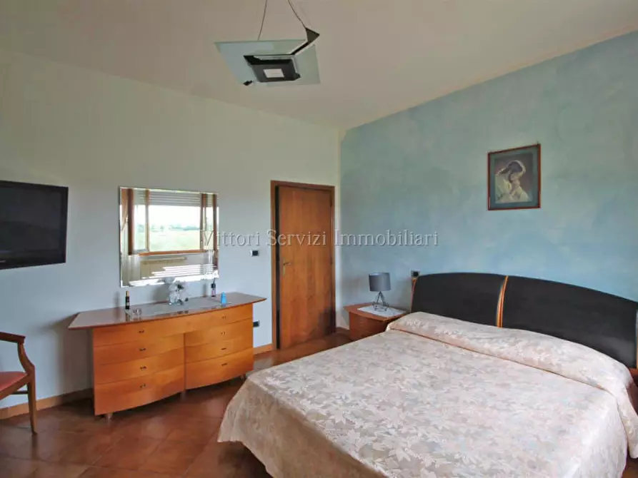 Immagine 10 di Appartamento in vendita  in Via Della Resistenza a Montepulciano