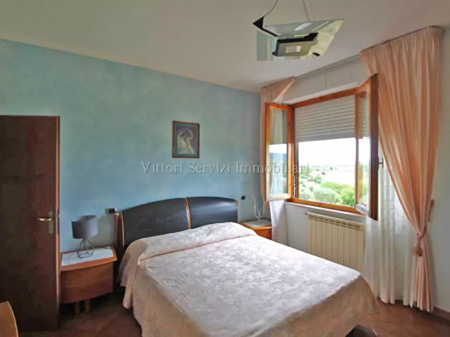 Immagine 11 di Appartamento in vendita  in Via Della Resistenza a Montepulciano