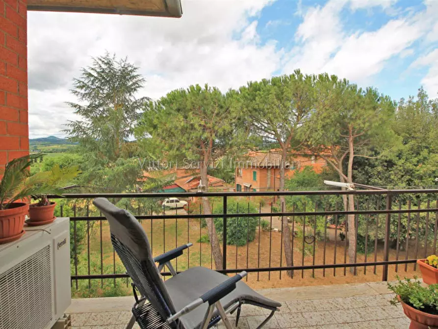 Immagine 20 di Appartamento in vendita  in Via Della Resistenza a Montepulciano