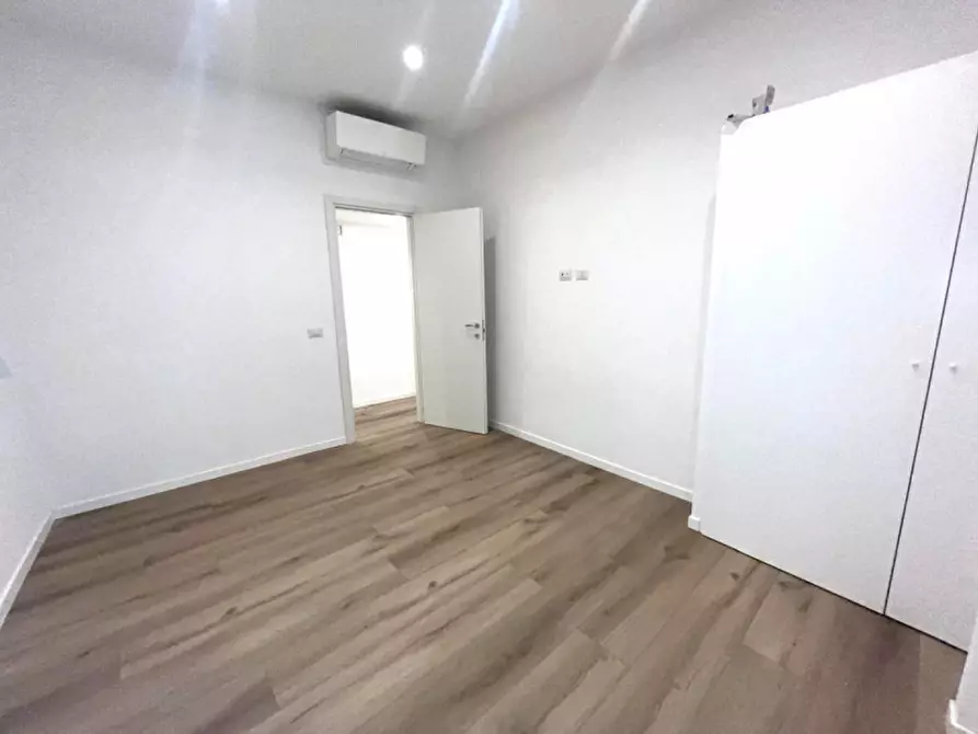 Immagine 7 di Appartamento in affitto  in Via Francesco Crispi a Roma