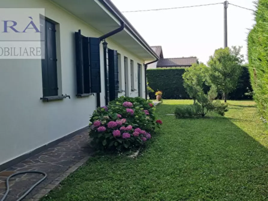 Immagine 8 di Casa bifamiliare in affitto  a Cervarese Santa Croce