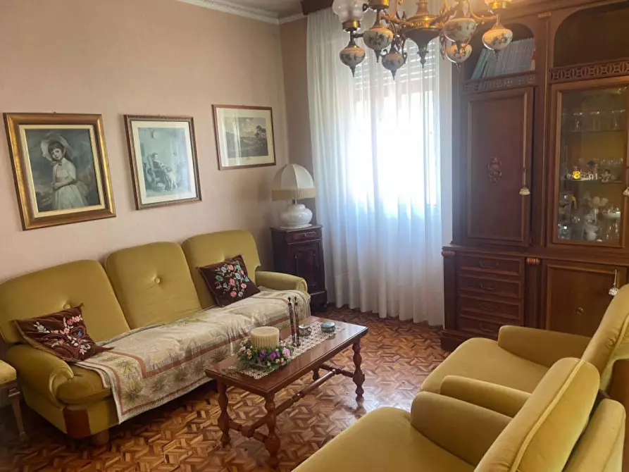 Immagine 3 di Casa indipendente in vendita  in Via Masetto a Valdagno