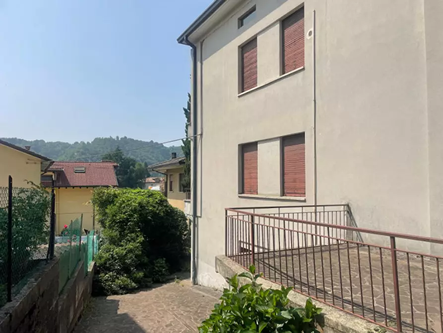 Immagine 6 di Casa indipendente in vendita  in Via Masetto a Valdagno