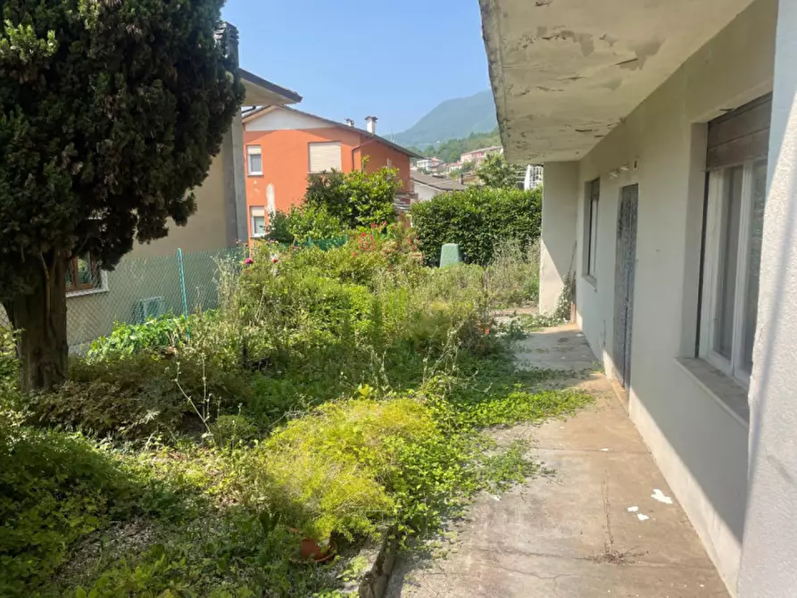 Immagine 7 di Casa indipendente in vendita  in Via Masetto a Valdagno