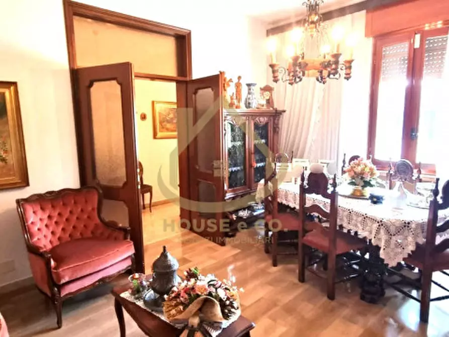 Immagine 4 di Villa in vendita  in Via Vecchia di Gambolò a Vigevano