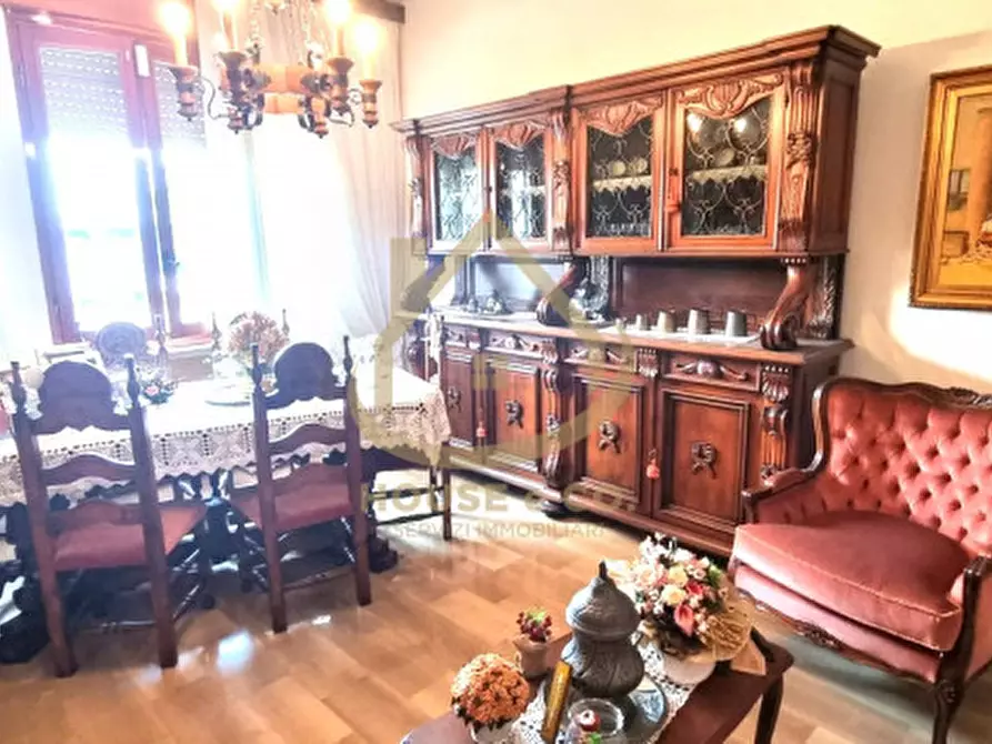 Immagine 6 di Villa in vendita  in Via Vecchia di Gambolò a Vigevano