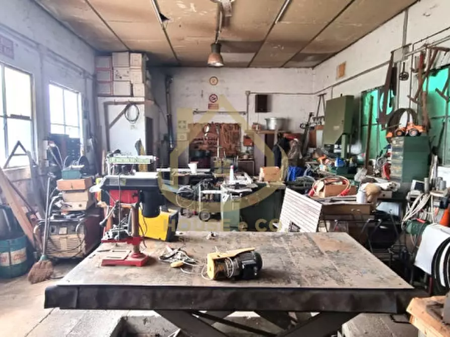 Immagine 35 di Villa in vendita  in Via Vecchia di Gambolò a Vigevano