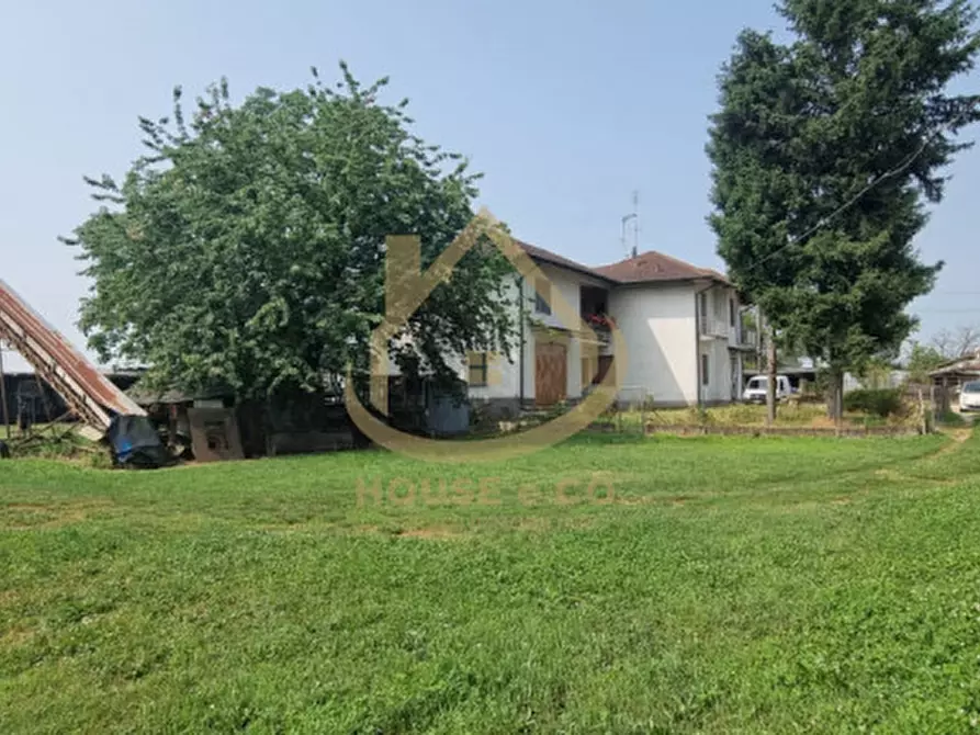 Immagine 40 di Villa in vendita  in Via Vecchia di Gambolò a Vigevano
