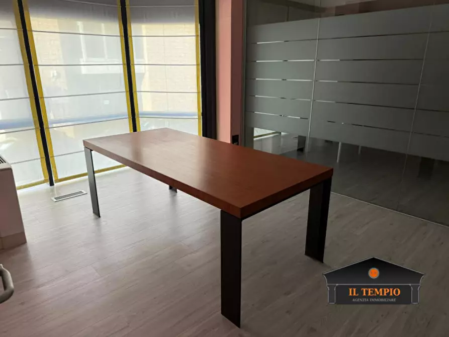 Immagine 10 di Ufficio in affitto  in viale trento a Vicenza