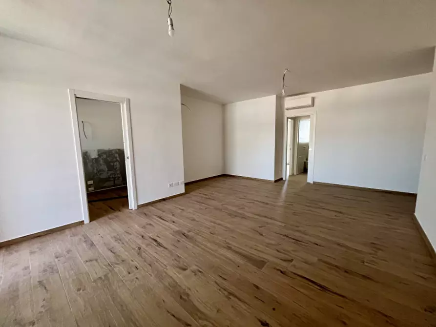 Immagine 6 di Appartamento in vendita  in Via San Simplicio a Olbia