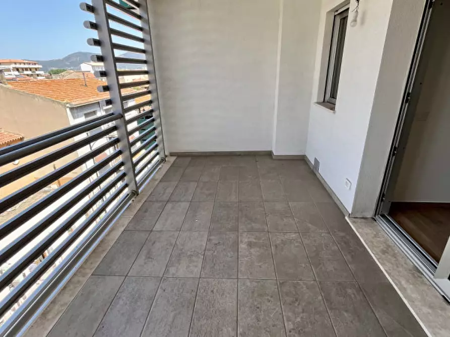 Immagine 14 di Appartamento in vendita  in Via San Simplicio a Olbia