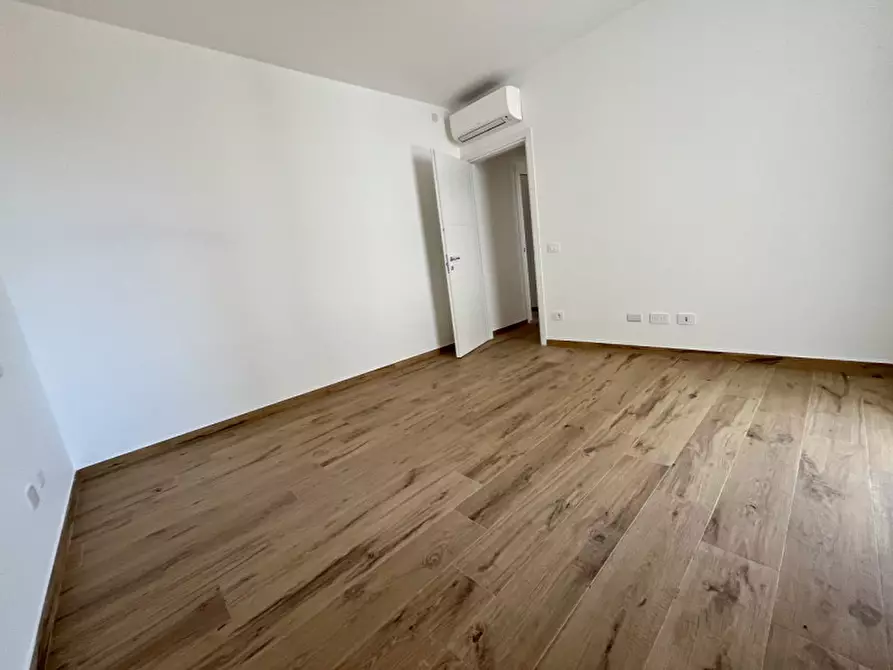 Immagine 32 di Appartamento in vendita  in Via San Simplicio a Olbia