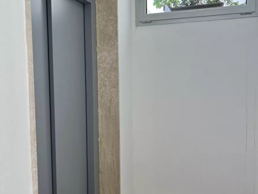 Immagine 38 di Appartamento in vendita  in Via San Simplicio a Olbia