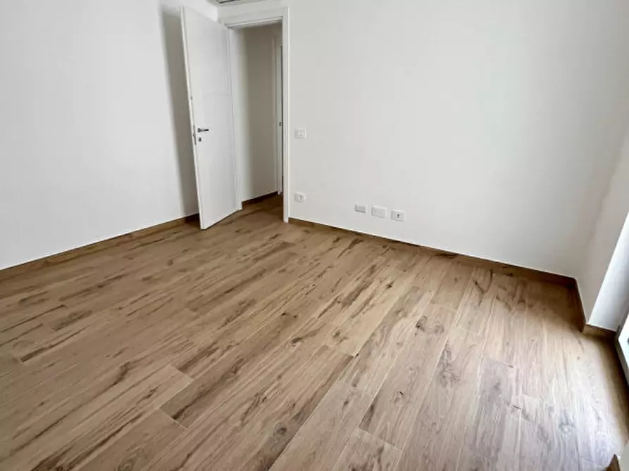 Immagine 30 di Appartamento in vendita  in Via San Simplicio a Olbia