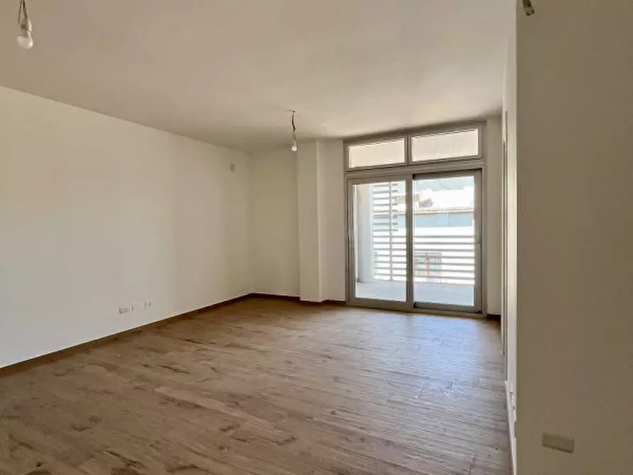 Immagine 33 di Appartamento in vendita  in Via San Simplicio a Olbia