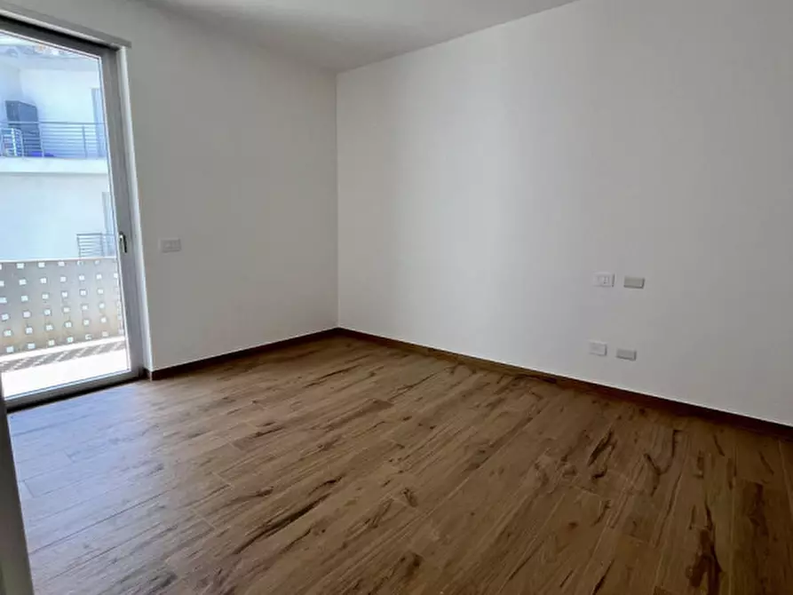 Immagine 42 di Appartamento in vendita  in Via San Simplicio a Olbia