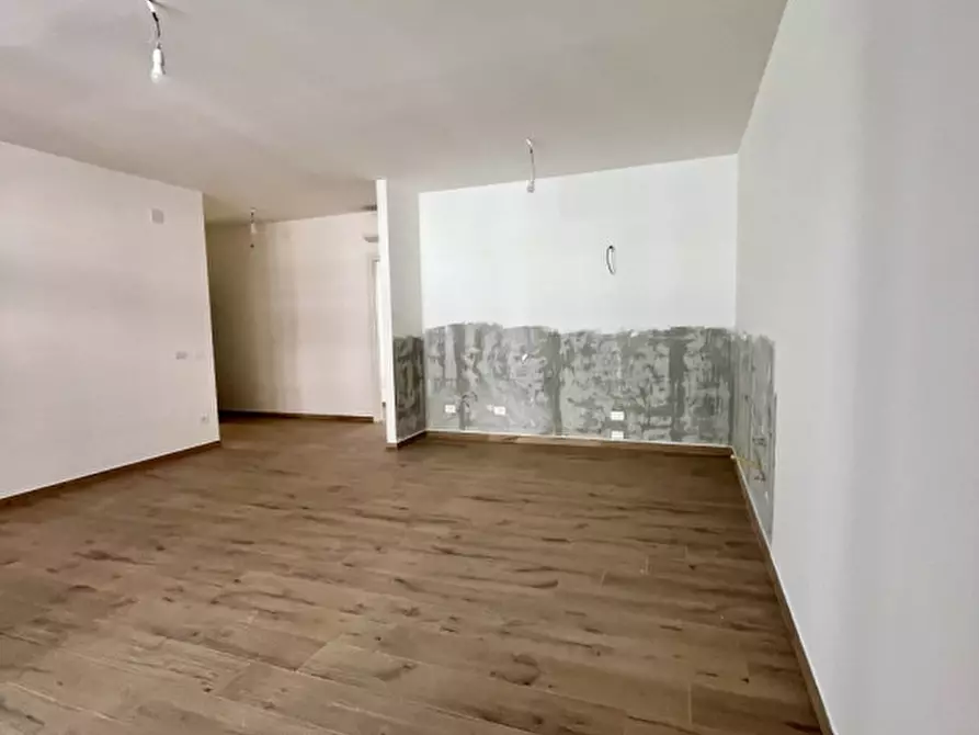 Immagine 53 di Appartamento in vendita  in Via San Simplicio a Olbia