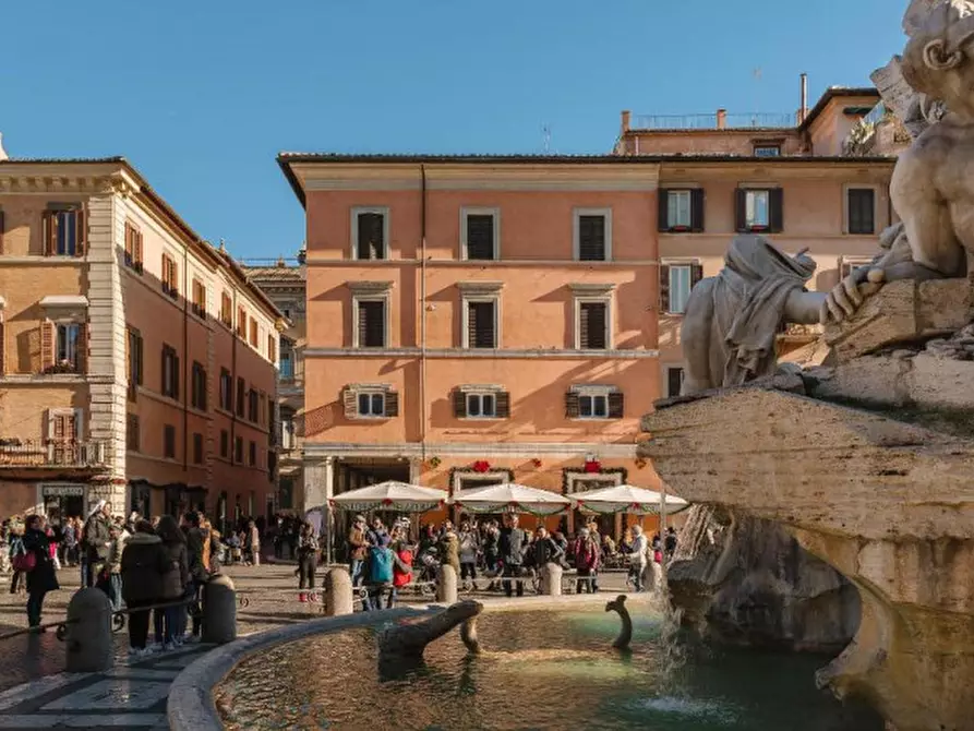 Immagine 3 di Appartamento in vendita  in Corsia Agonale a Roma