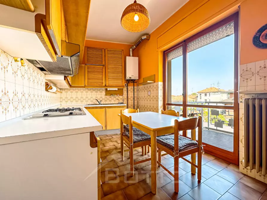 Immagine 6 di Appartamento in vendita  in Viale Guglielmo Marconi, 72 a Gattinara