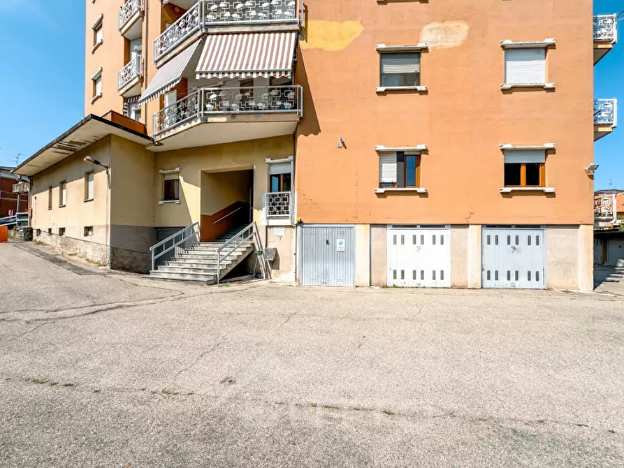 Immagine 15 di Appartamento in vendita  in Viale Guglielmo Marconi, 72 a Gattinara