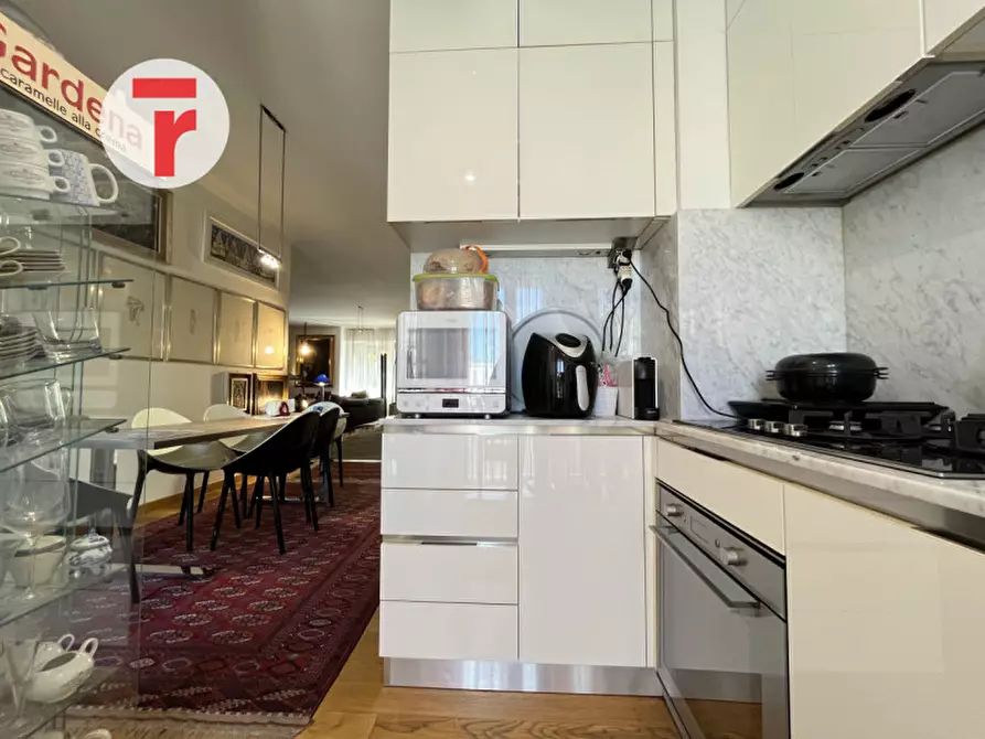 Immagine 10 di Appartamento in vendita  in Piazza Alcide De Gasperi a Padova