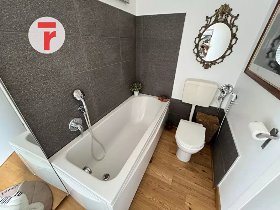 Immagine 17 di Appartamento in vendita  in Piazza Alcide De Gasperi a Padova