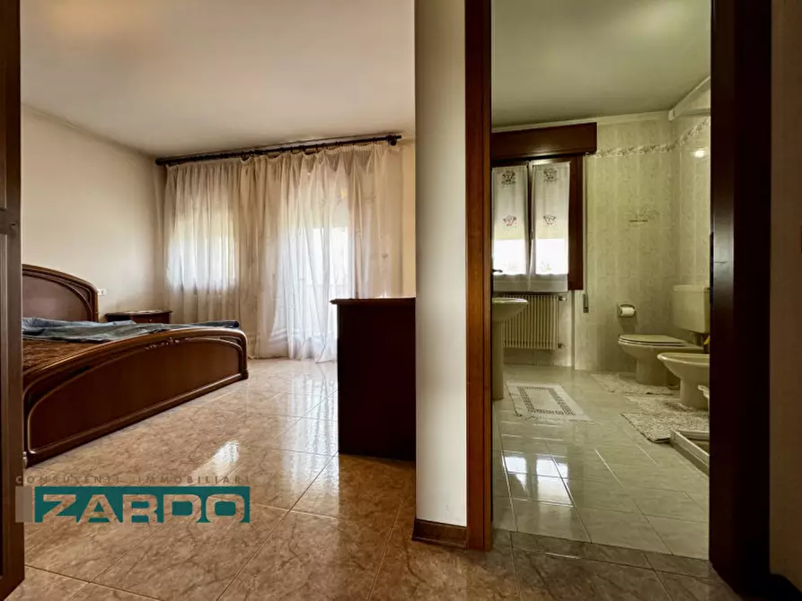 Immagine 5 di Casa bifamiliare in vendita  a Castello Di Godego