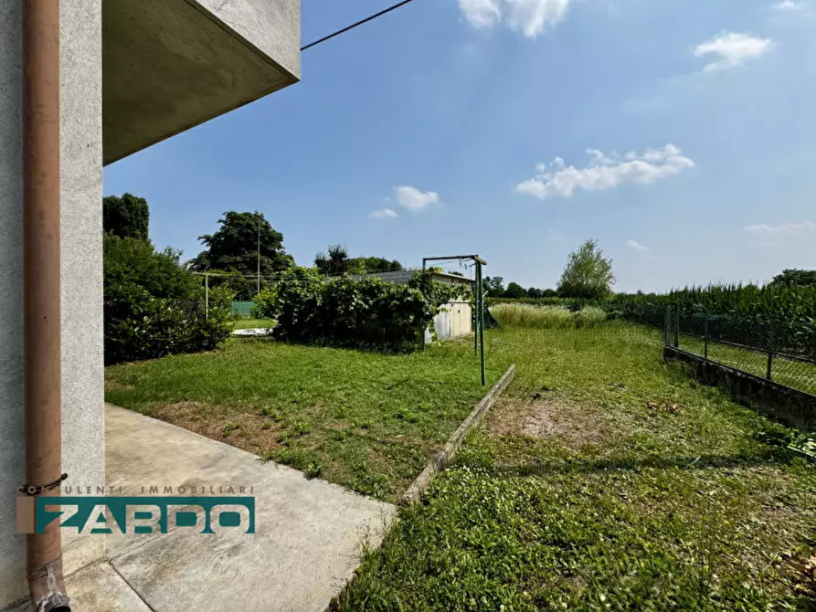 Immagine 8 di Casa bifamiliare in vendita  a Castello Di Godego