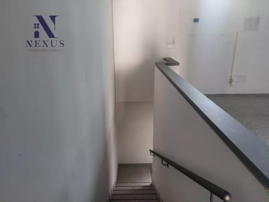 Immagine 17 di Negozio in affitto  in Via Roma 145-147 a Fano