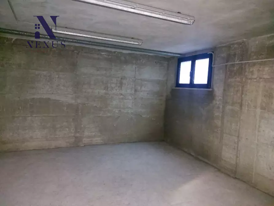 Immagine 22 di Negozio in affitto  in Via Roma 145-147 a Fano