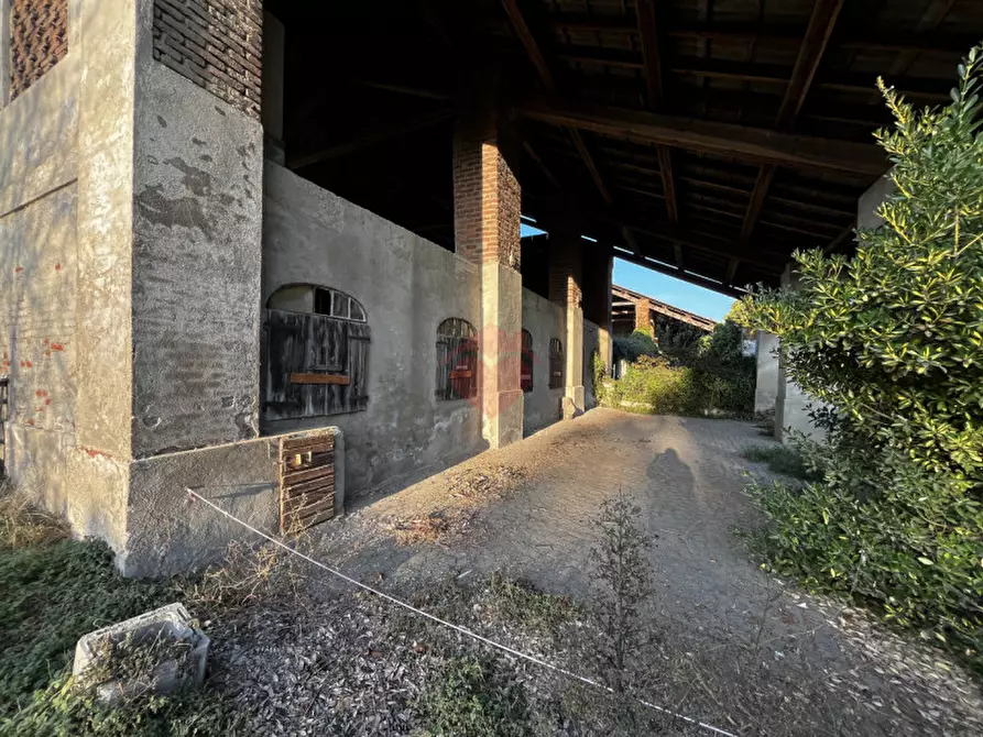 Immagine 3 di Magazzino in vendita  in Cascina Vecchia a Gorgonzola