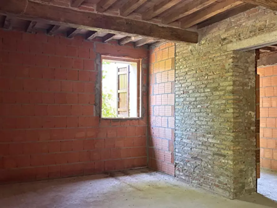 Immagine 4 di Casa trifamiliare in vendita  in Via Brandoli Centro a San Prospero