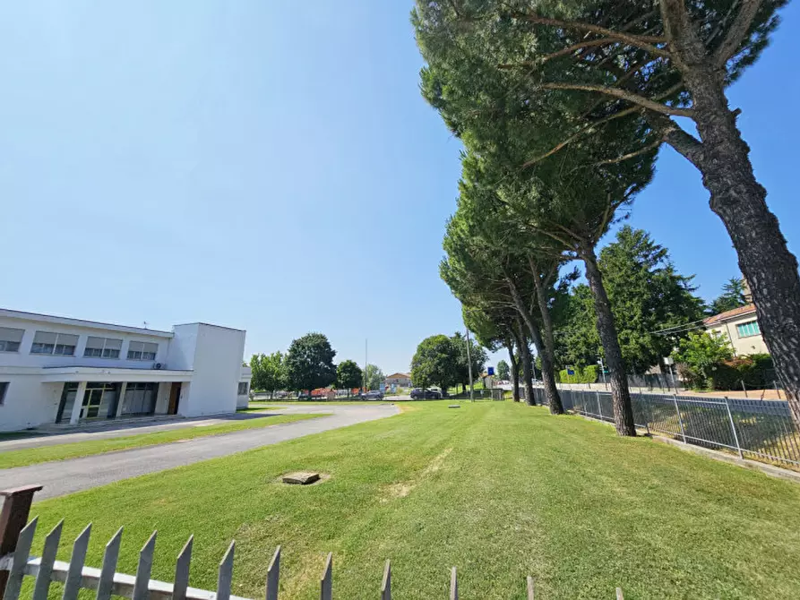 Immagine 4 di Capannone industriale in vendita  in VIA DESERTO a Este