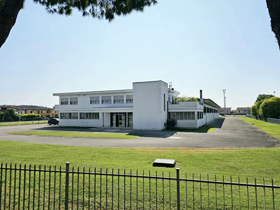 Immagine 13 di Capannone industriale in vendita  in VIA DESERTO a Este