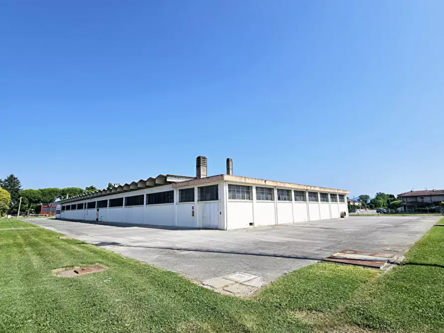 Immagine 19 di Capannone industriale in vendita  in VIA DESERTO a Este