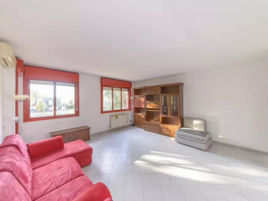 Immagine 4 di Appartamento in vendita  in Viale Europa 17 a Bussero