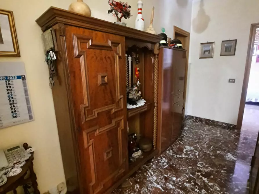 Immagine 2 di Appartamento in vendita  in VIA NINO BIXIO a Marino