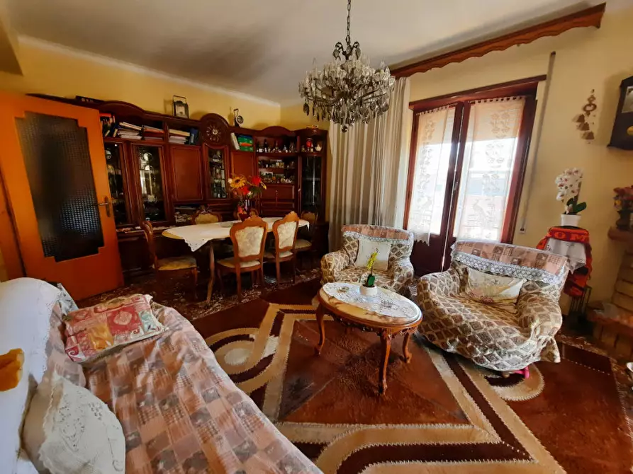 Immagine 7 di Appartamento in vendita  in VIA NINO BIXIO a Marino