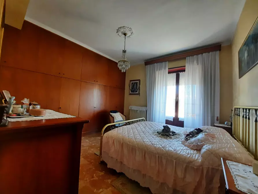 Immagine 12 di Appartamento in vendita  in VIA NINO BIXIO a Marino