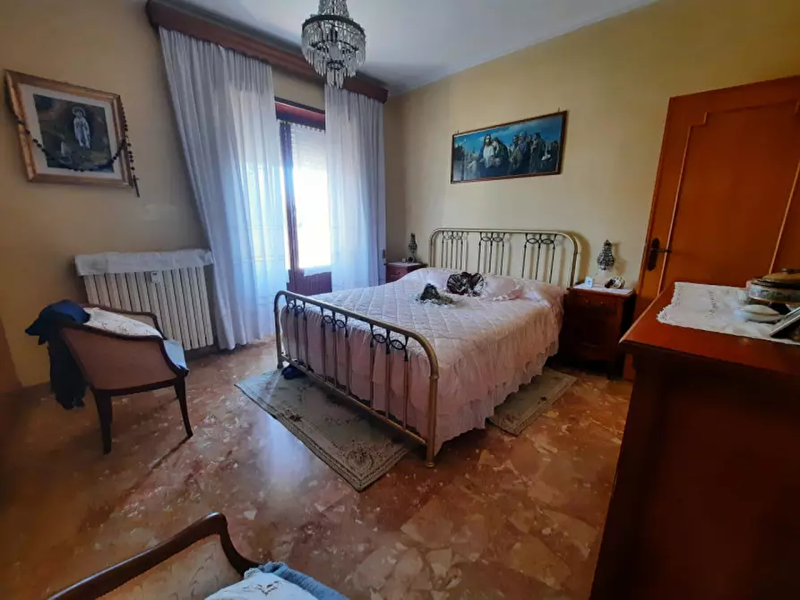 Immagine 13 di Appartamento in vendita  in VIA NINO BIXIO a Marino