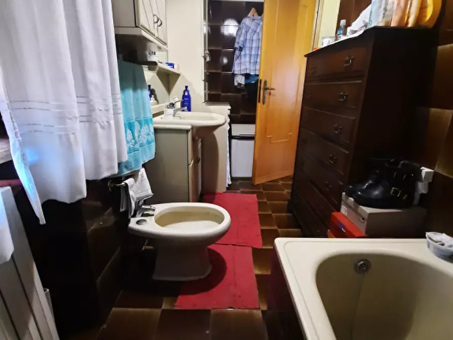 Immagine 19 di Appartamento in vendita  in VIA NINO BIXIO a Marino