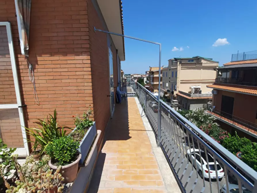 Immagine 22 di Appartamento in vendita  in VIA NINO BIXIO a Marino