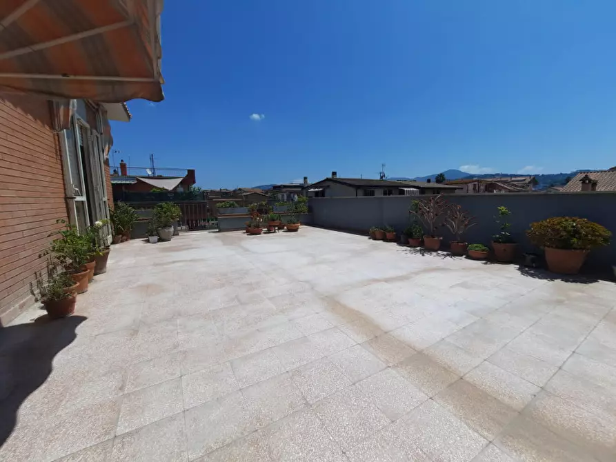 Immagine 25 di Appartamento in vendita  in VIA NINO BIXIO a Marino