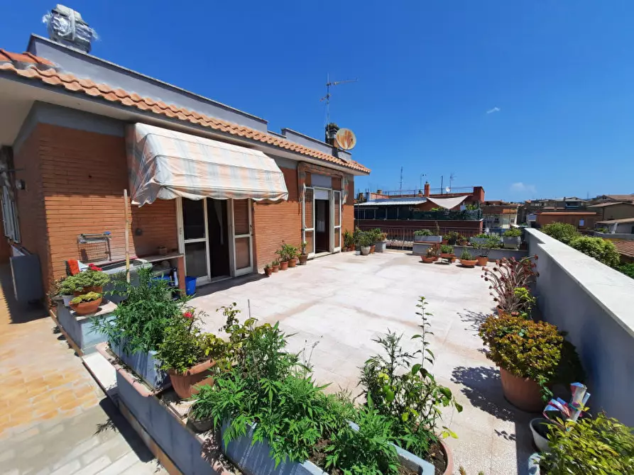 Immagine 26 di Appartamento in vendita  in VIA NINO BIXIO a Marino