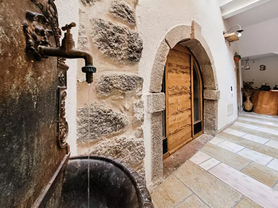 Immagine 1 di Appartamento in vendita  in Via Roma a Dro