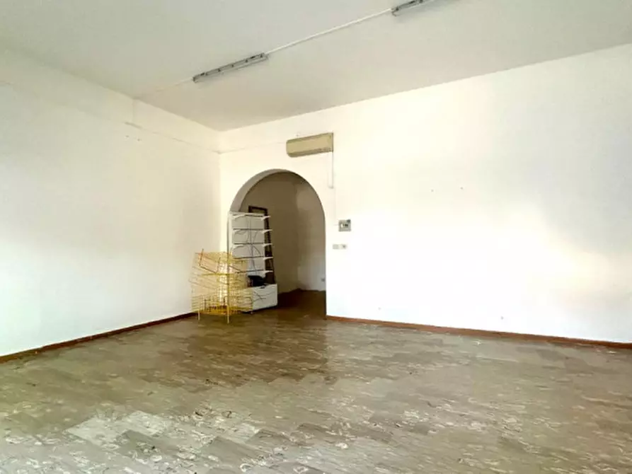 Immagine 3 di Negozio in vendita  in Via borsara 12 a Bastiglia