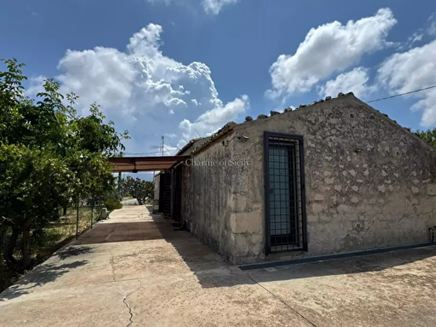 Immagine 7 di Casa indipendente in vendita  a Modica