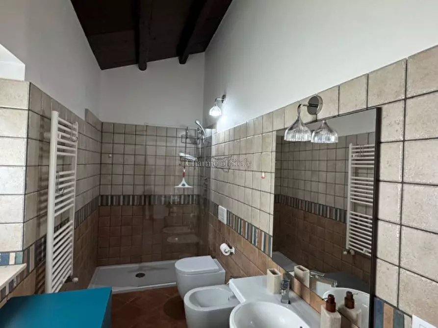 Immagine 12 di Casa indipendente in vendita  a Modica