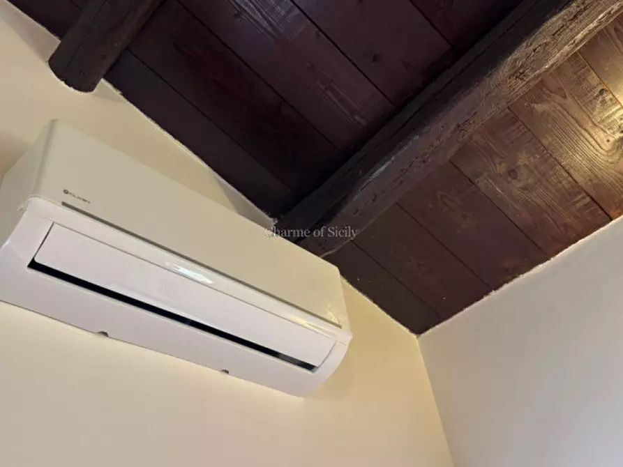 Immagine 27 di Casa indipendente in vendita  a Modica