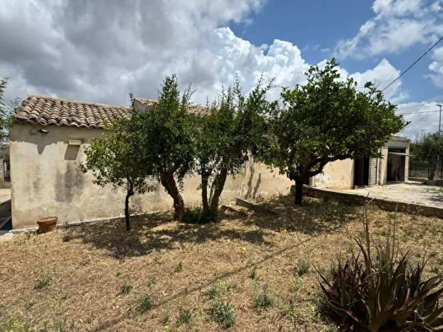 Immagine 35 di Casa indipendente in vendita  a Modica